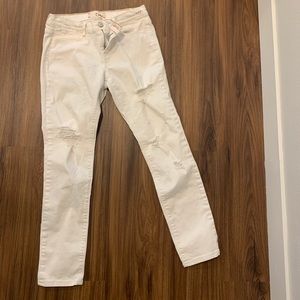 Lightly distressed Dittos White Jeans- Size 28